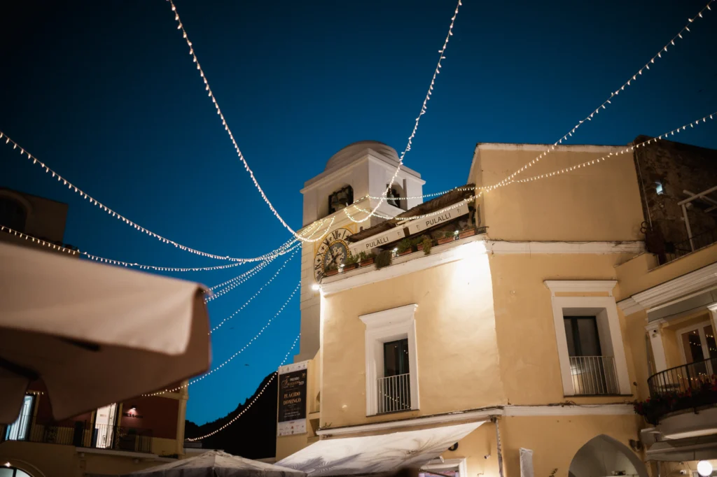 Engagement a Capri